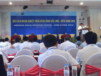 THÔNG QUA CHƯƠNG TRÌNH TỔNG THỂ DIỄN ĐÀN HỢP TÁC KINH TẾ ĐBSCL – TIỀN GIANG NĂM 2012 (MDEC – TIỀN GIANG 2012)