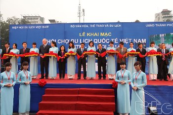 CÁC HOẠT ĐỘNG DU LỊCH TIÊU BIỂU TẠI HỘI CHỢ DU LỊCH QUỐC TẾ VIỆT NAM - VITM HÀ NỘI 2014