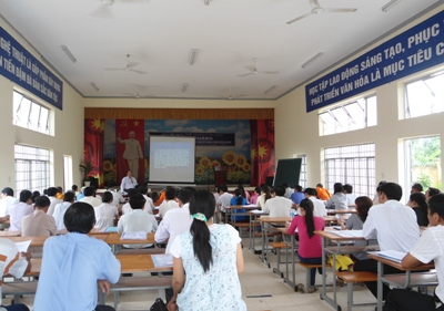 SỞ VHTTDL SÓC TRĂNG CHUẨN BỊ TỔ CHỨC LỚP BỒI DƯỠNG NGHIỆP VỤ QUẢN LÝ NHÀ NƯỚC VÀ THUYẾT MINH VIÊN VỀ DU LỊCH NĂM 2013