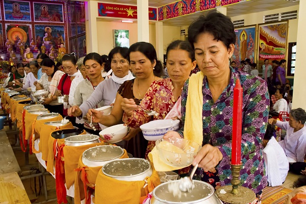 VÌ SAO NGƯỜI KHMER NAM BỘ KHÔNG ĐÓN TẾT VÀO THÁNG ĐẦU NĂM ?