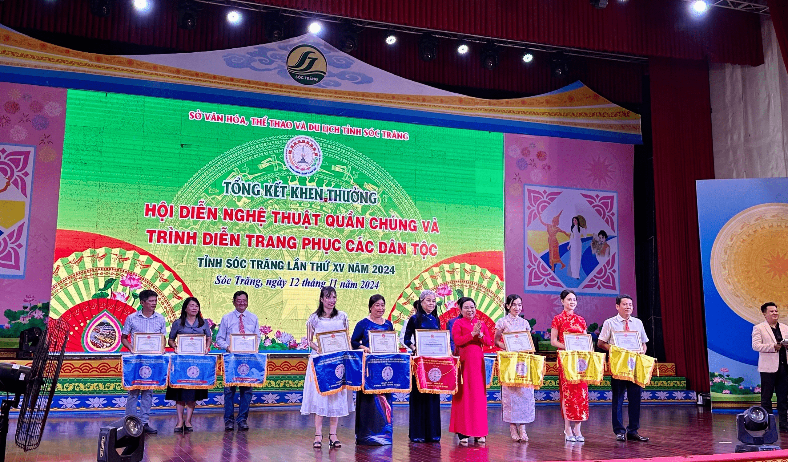 Bế mạc Hội diễn Nghệ thuật quần chúng và Trình diễn trang phục các dân tộc tỉnh Sóc Trăng lần thứ XV, năm 2024