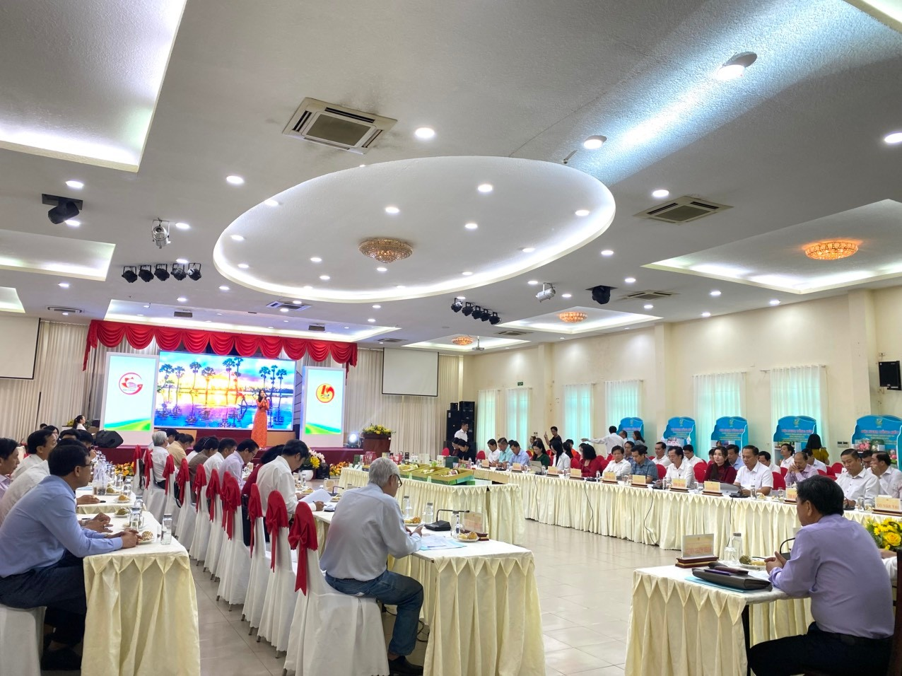 Hội nghị tổng kết Chương trình Liên kết hợp tác phát triển du lịch Thành phố Hồ Chí Minh và 13 tỉnh, thành Đồng bằng sông Cửu Long