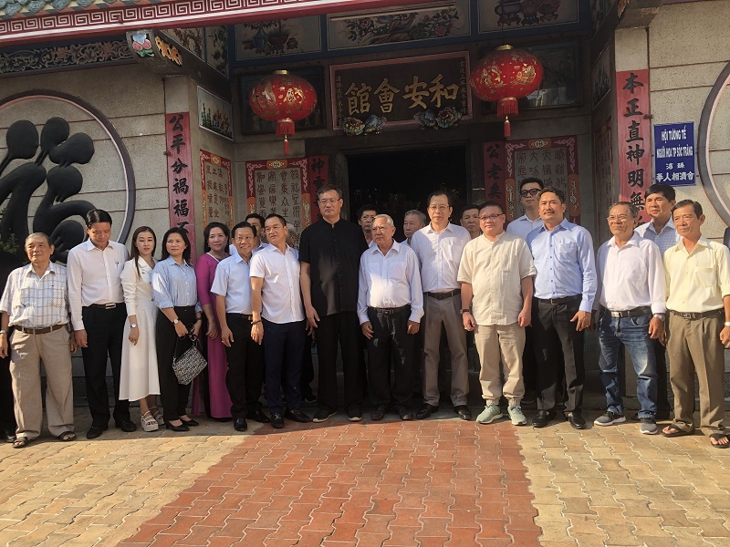 Đoàn Lãnh sự quán Trung Quốc tham quan du lịch Sóc Trăng