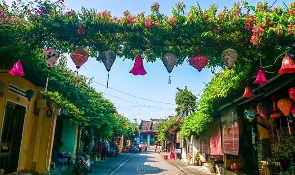 DU LỊCH VIỆT NAM VÀ NHỮNG DANH HIỆU NỔI BẬT TRONG NĂM 2021